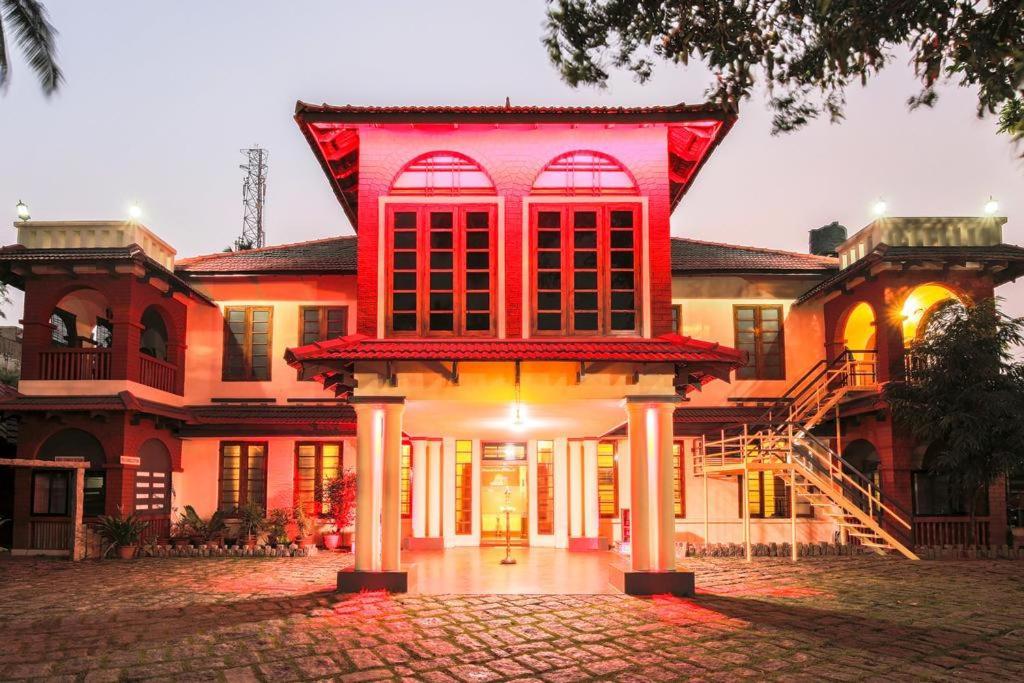 The Royal Heritage Hotel And Ayurvedic Center Тривандрум Экстерьер фото